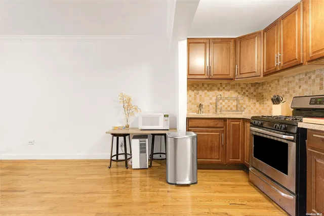$183,000 | 65-15 Alderton Street, Unit 5F | Rego Park