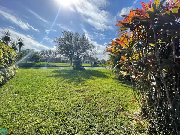 a view of an outdoor space and a yard