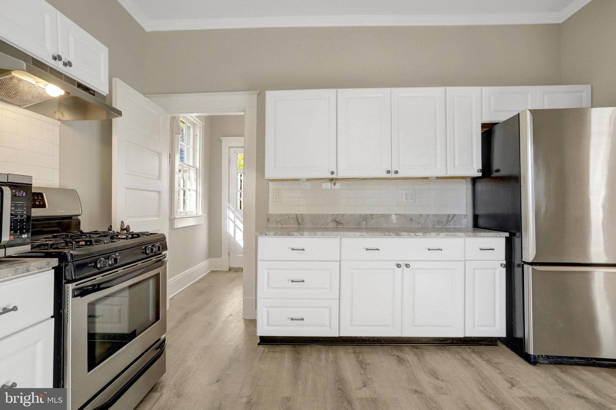 306 Rucker Place Alexandria, VA 22301 - Photo 18 of 63 Kitchen