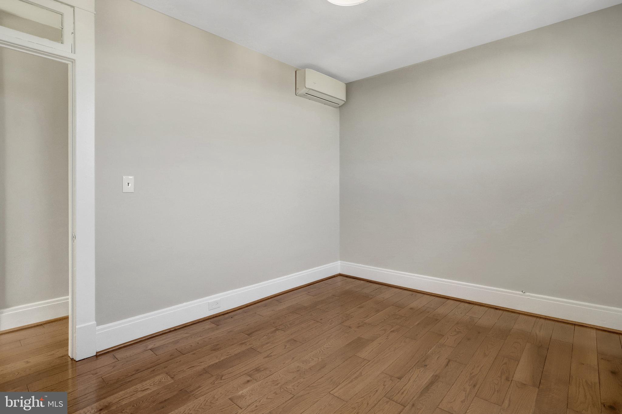 306 Rucker Place Alexandria, VA 22301 - Photo 39 of 63 Second bedroom