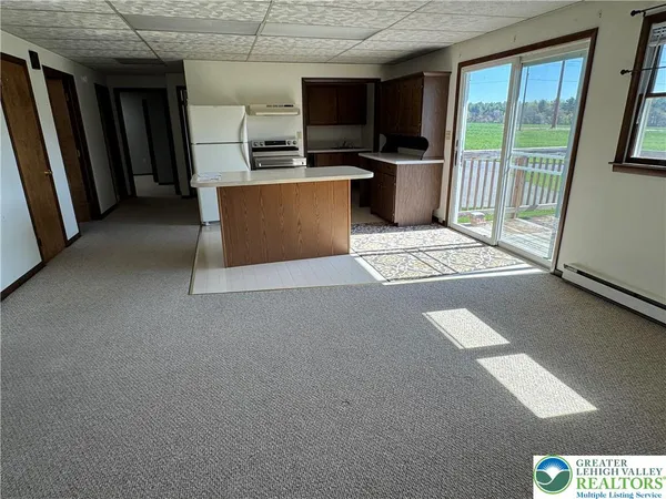 $1,400 | 1121 Poho Poco Drive, Lehighton, PA 18235