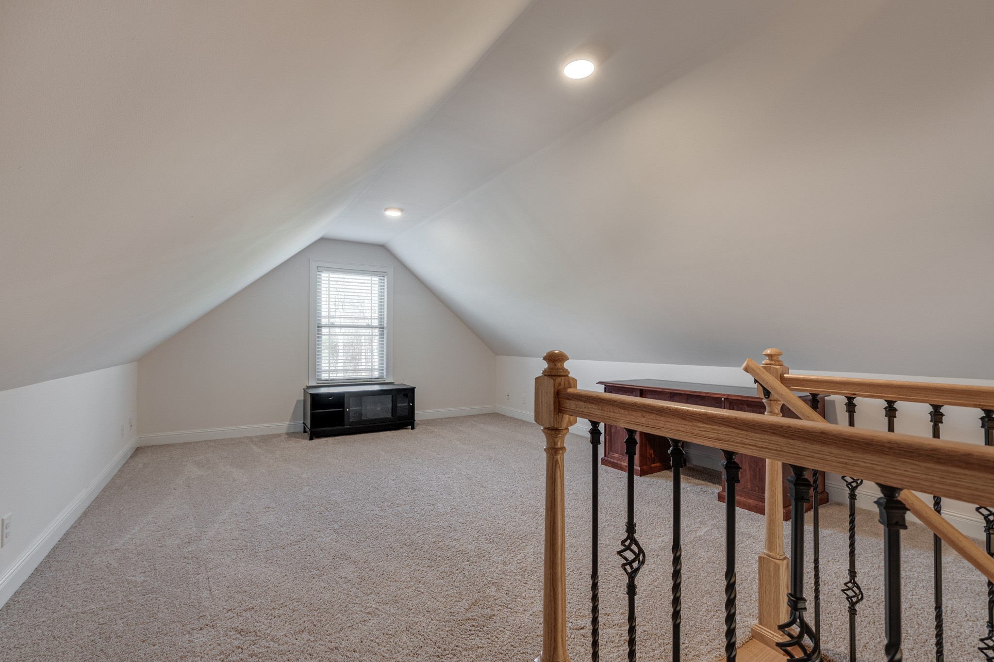 858 Coker Ford Road Portland, TN 37148 - Photo 24 of 30 a view of an empty room and window