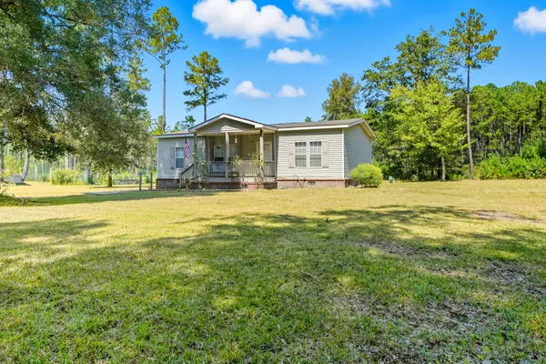 $220,000 | 2290 Bethera Road, Bonneau, SC 29431