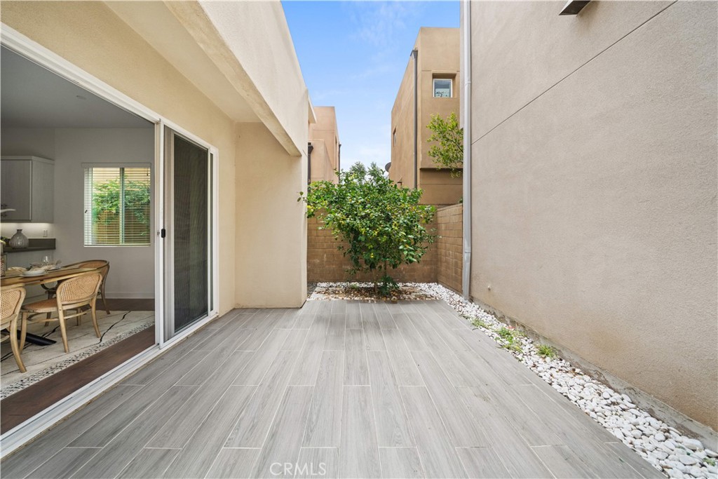 229 Radial Irvine, CA 92618 - Photo 16 of 48