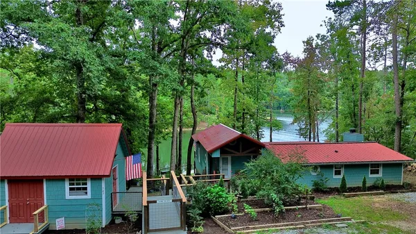 $540,000 | 147 Lakeside Drive, Mountain Rest, SC 29664
