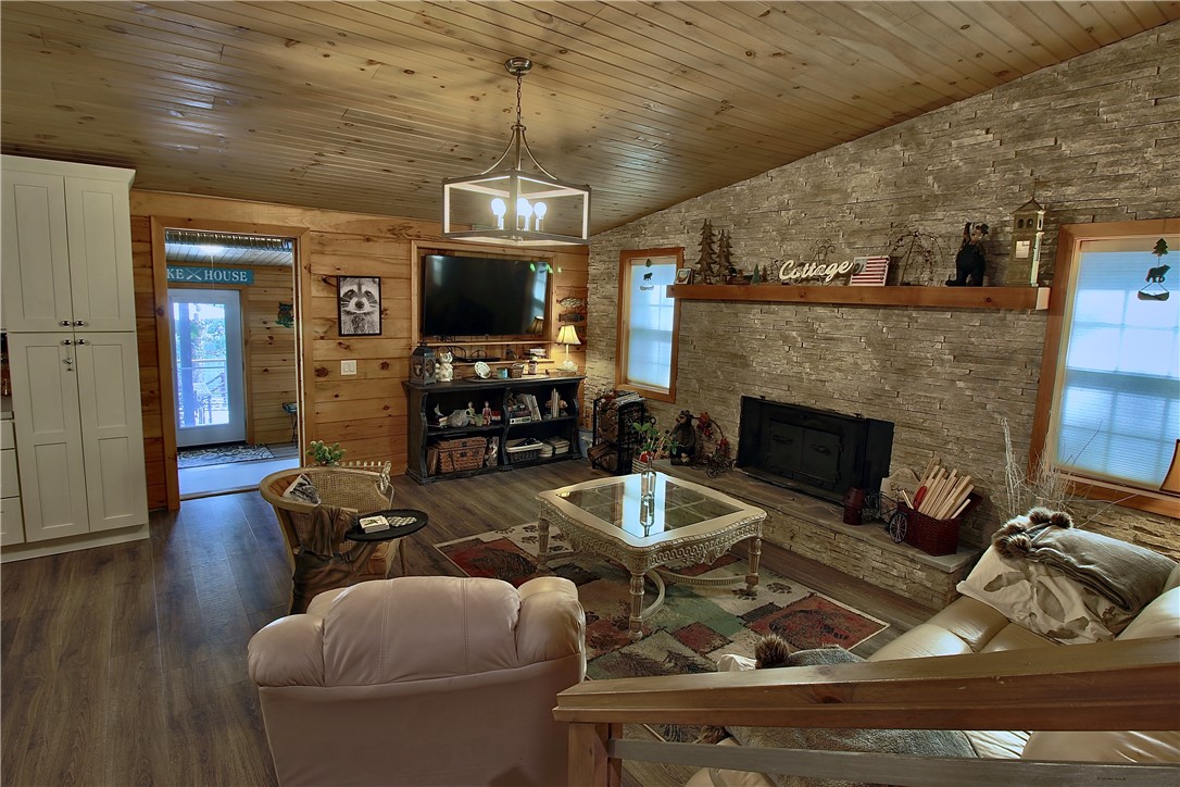 147 Lakeside Drive Mountain Rest, SC 29664 - Photo 7 of 26