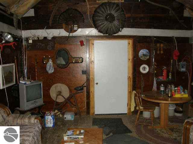 1426 West Van Buren Road Alma, MI 48801 - Photo 16 of 24 1744962-15.JPG