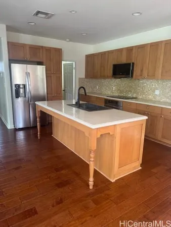 $4,950 | 91-1042 Waikai Street, Ewa Beach, HI 96706