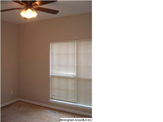 117 King Charles Way Alabaster, AL 35007 - Photo 14 of 32