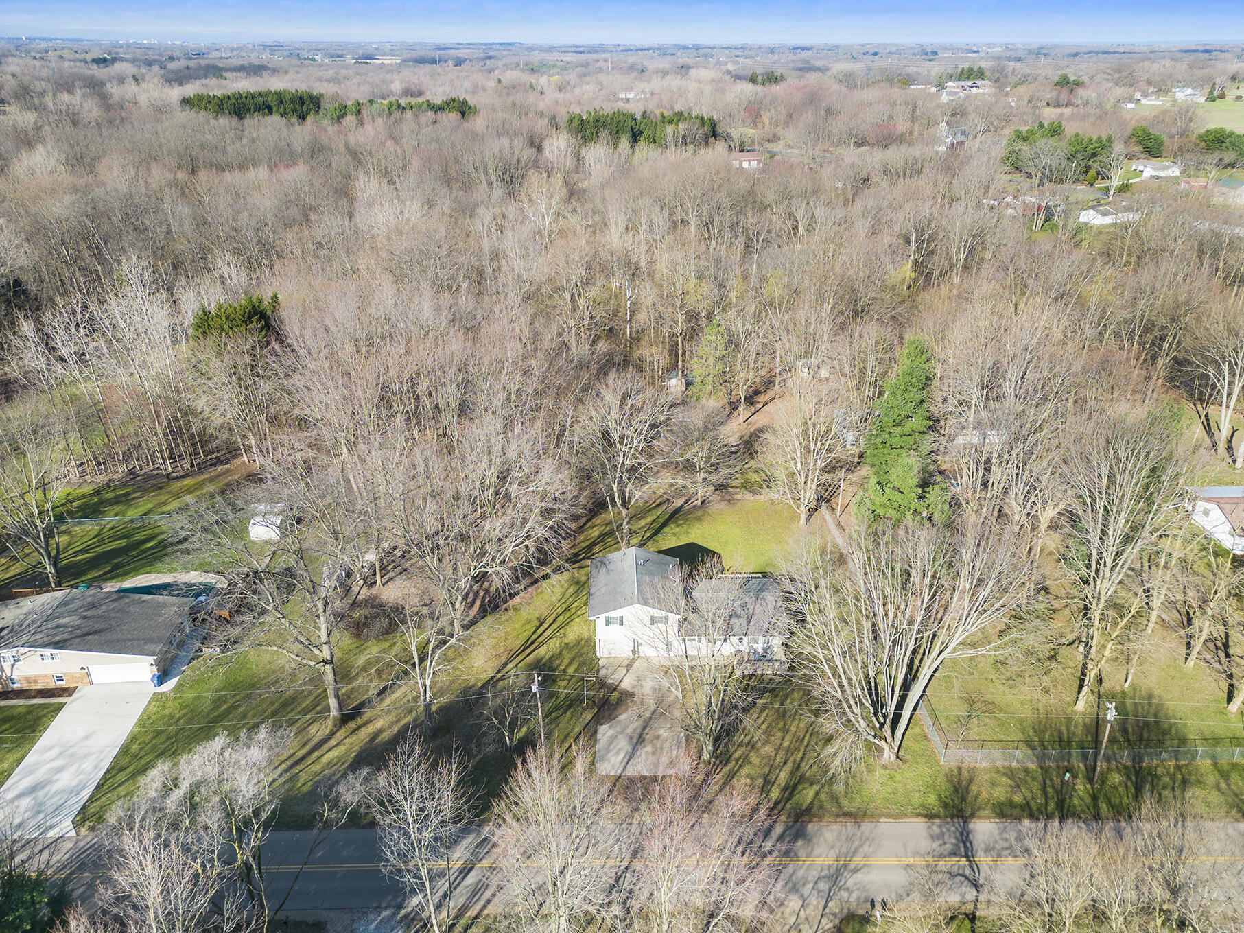 2356 Roslin Road Benton Harbor, MI 49022 - Photo 35 of 41 Aerial Overview