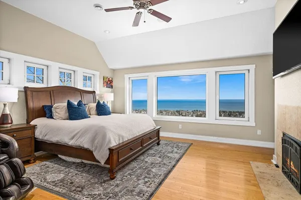 $1,699,900 | 3725 North Ridge Road, Duluth, MN 55804