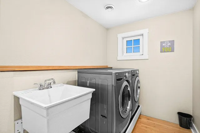 $1,799,900 | 3725 North Ridge Road, Duluth, MN 55804