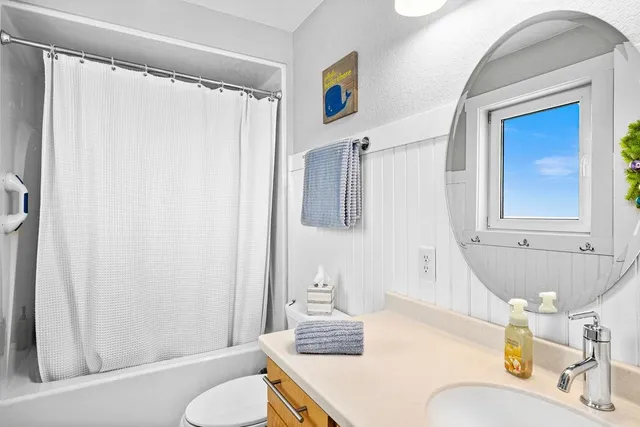 $1,799,900 | 3725 North Ridge Road, Duluth, MN 55804