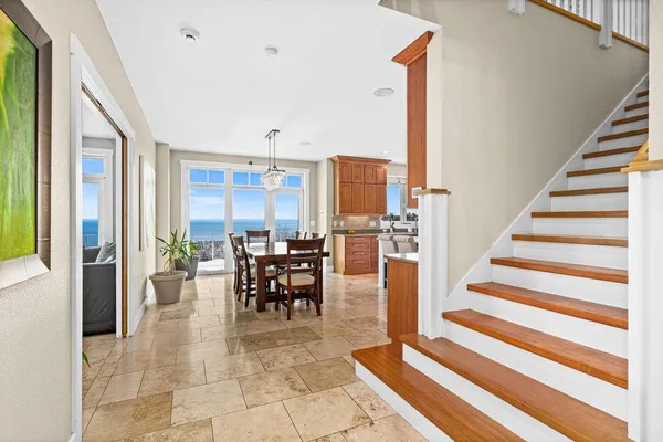 $1,699,900 | 3725 North Ridge Road, Duluth, MN 55804