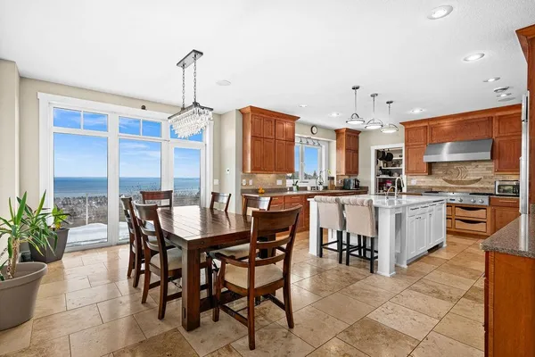 $1,699,900 | 3725 North Ridge Road, Duluth, MN 55804