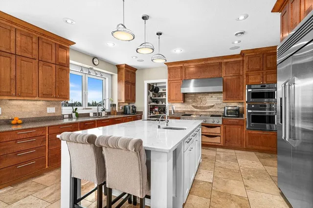 $1,799,900 | 3725 North Ridge Road, Duluth, MN 55804