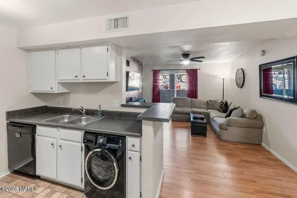 $330,000 | 1385 West University Avenue, Unit 6144, Flagstaff, AZ 86001