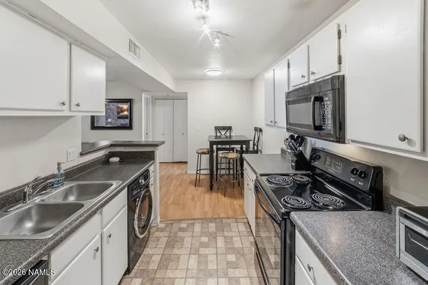 $330,000 | 1385 West University Avenue, Unit 6144, Flagstaff, AZ 86001