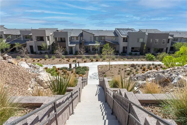 $2,595 | 11697 Redwood Mountain Avenue, Las Vegas, NV 89138