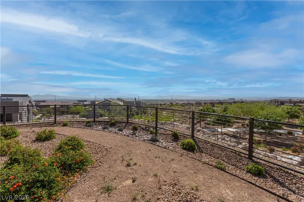 $2,595 | 11697 Redwood Mountain Avenue, Las Vegas, NV 89138