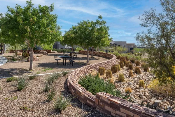 $2,595 | 11697 Redwood Mountain Avenue, Las Vegas, NV 89138