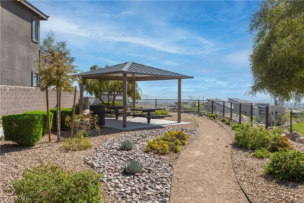 $2,595 | 11697 Redwood Mountain Avenue, Las Vegas, NV 89138