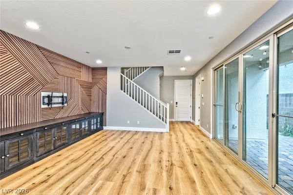 $2,595 | 11697 Redwood Mountain Avenue, Las Vegas, NV 89138