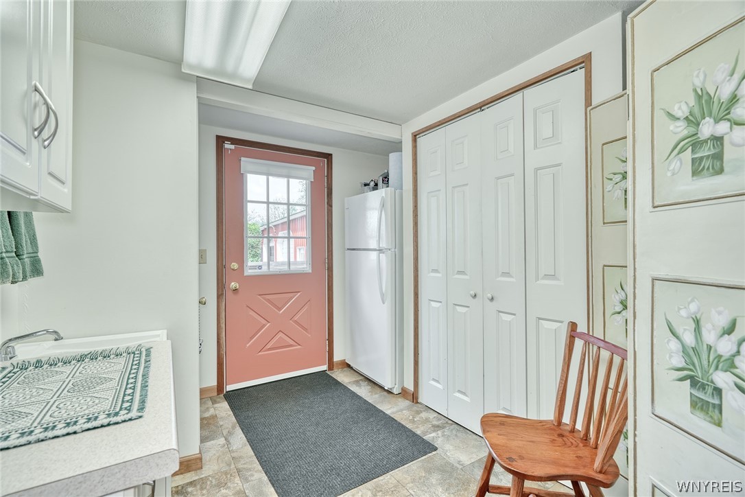 2492 Lakeville Road Avon, NY 14414 - Photo 15 of 36
