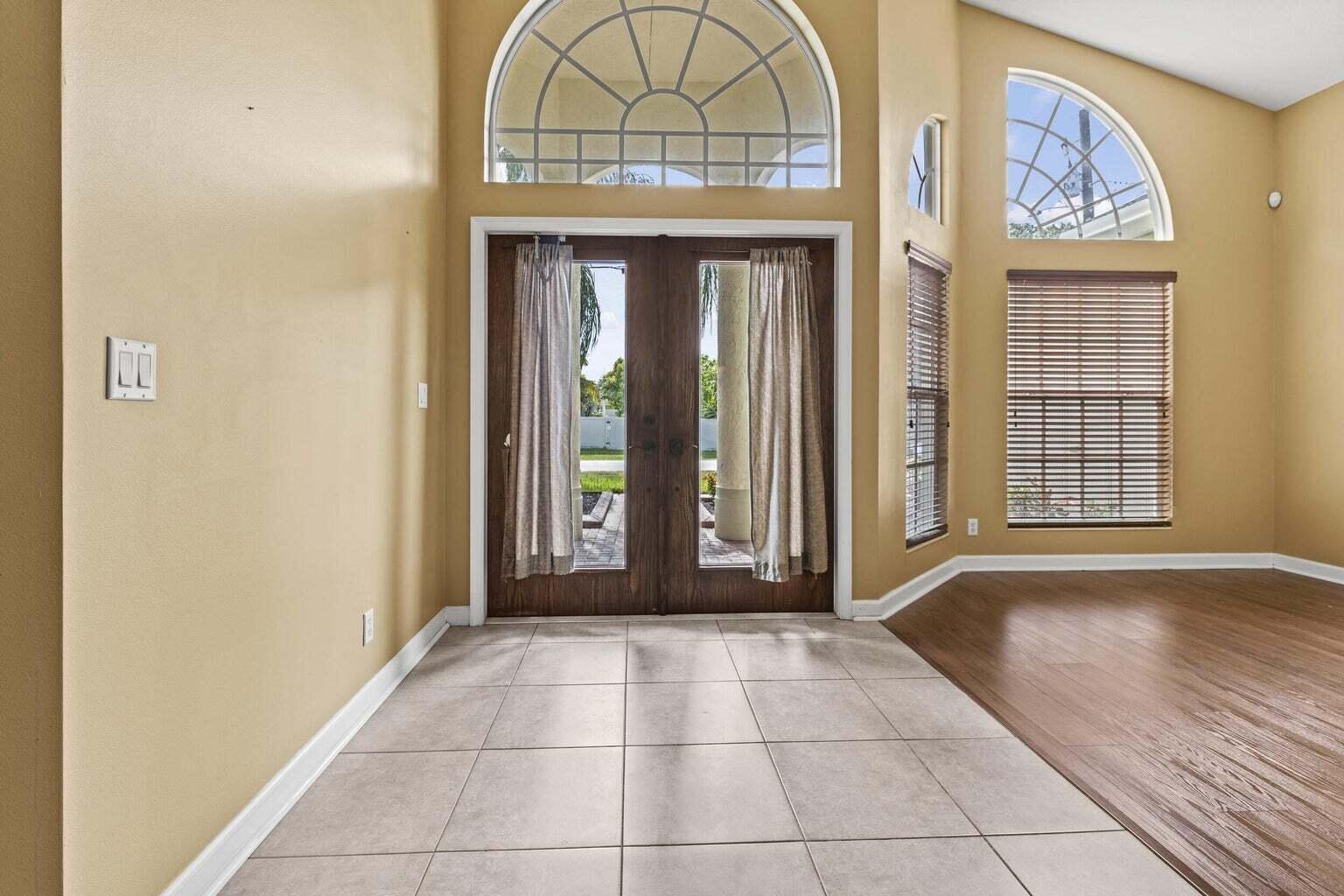 4407 Southwest Wabash Street Port St. Lucie, FL 34953 - Photo 6 of 38 Foyer