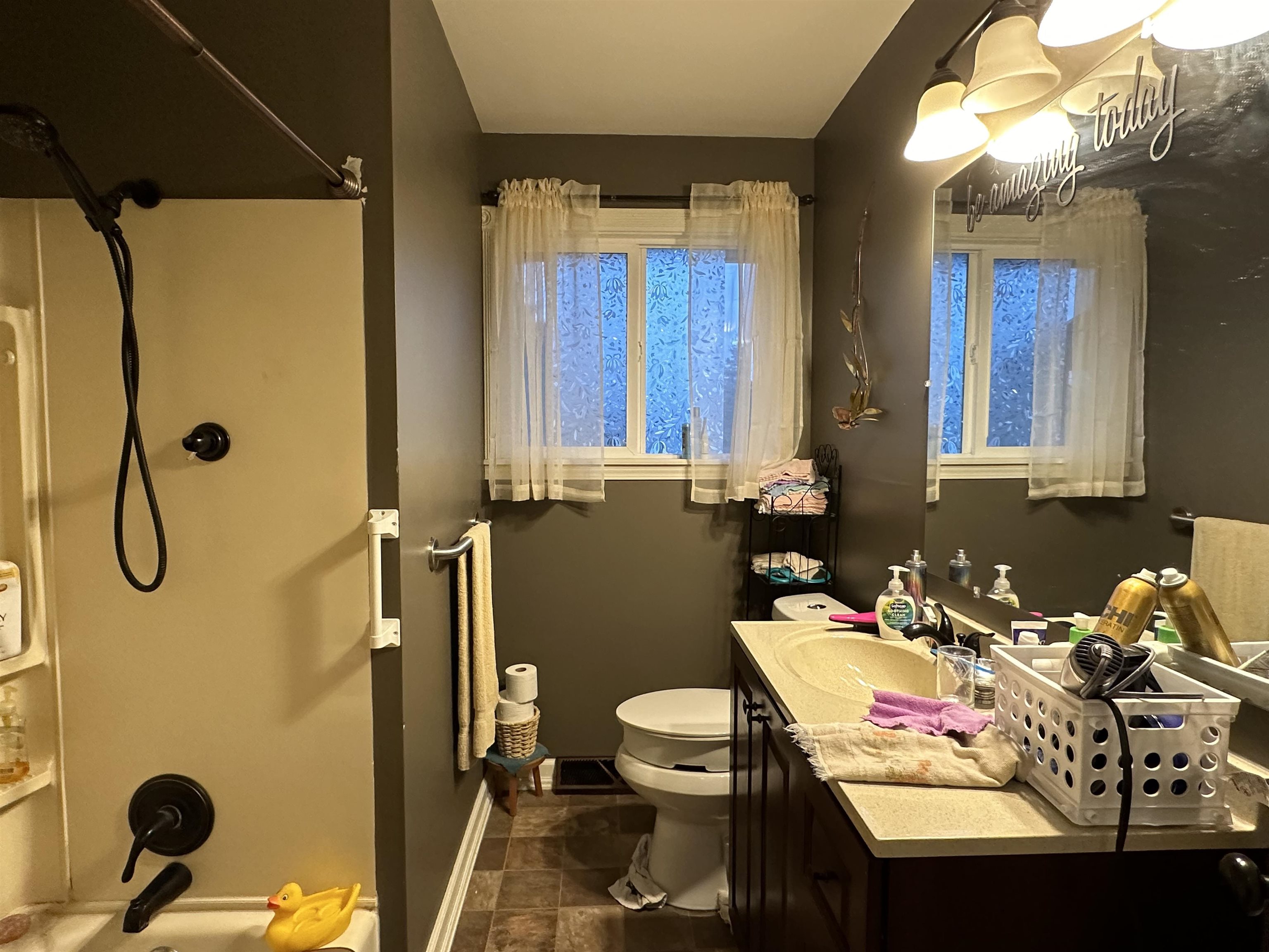 4455 Lauer Road Saginaw, MI 48603 - Photo 11 of 31 1919244-c2c16634-9d12-45b7-8e95-b7b2deacca26.JPG