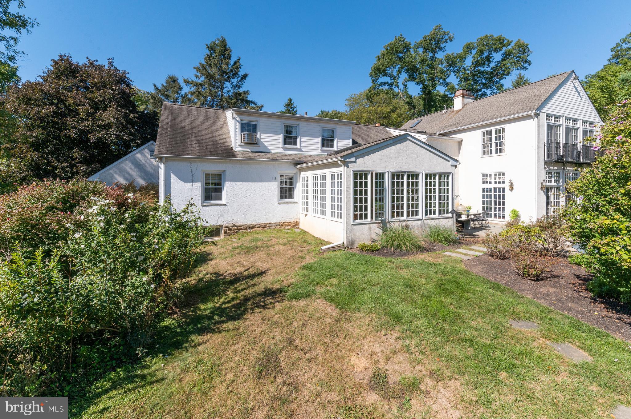 26 Dunminning Road Newtown Square, PA 19073 - Photo 3 of 36