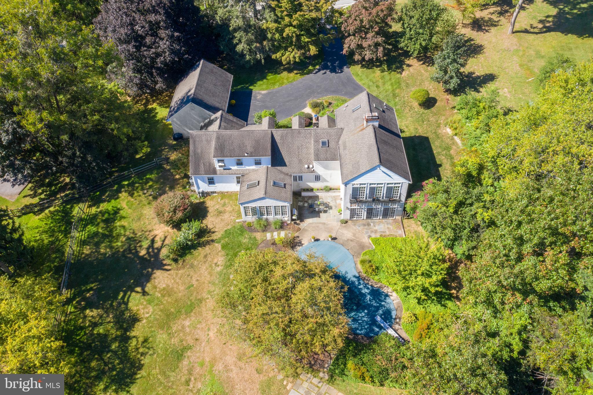 26 Dunminning Road Newtown Square, PA 19073 - Photo 4 of 36