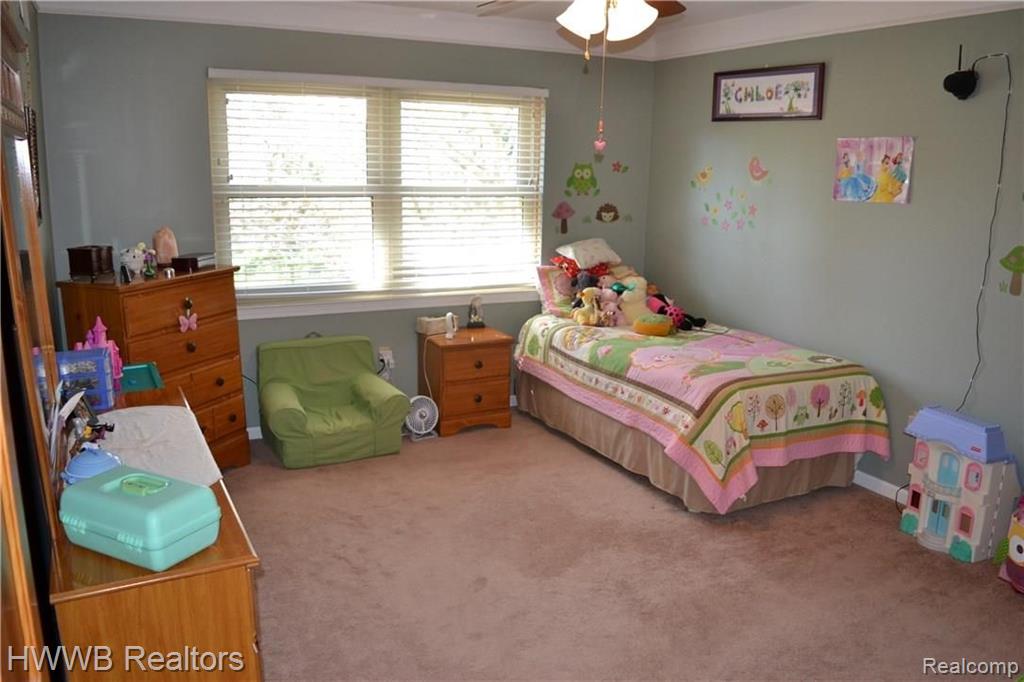 1097 Maple Leaf Drive Rochester Hills, MI 48309 - Photo 23 of 38