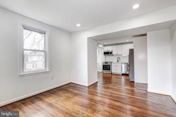 $2,400 | 2805 Hamilton Avenue, Baltimore, MD 21214