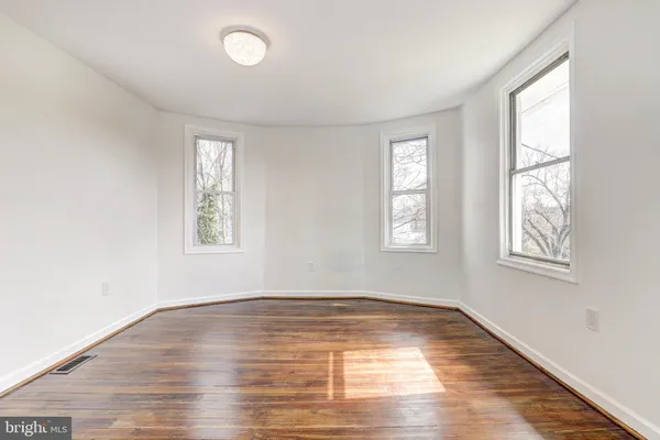 $2,400 | 2805 Hamilton Avenue, Baltimore, MD 21214