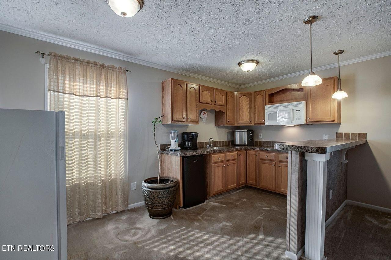 2660 Dutch Valley Road Clinton, TN 37716 - Photo 19 of 30