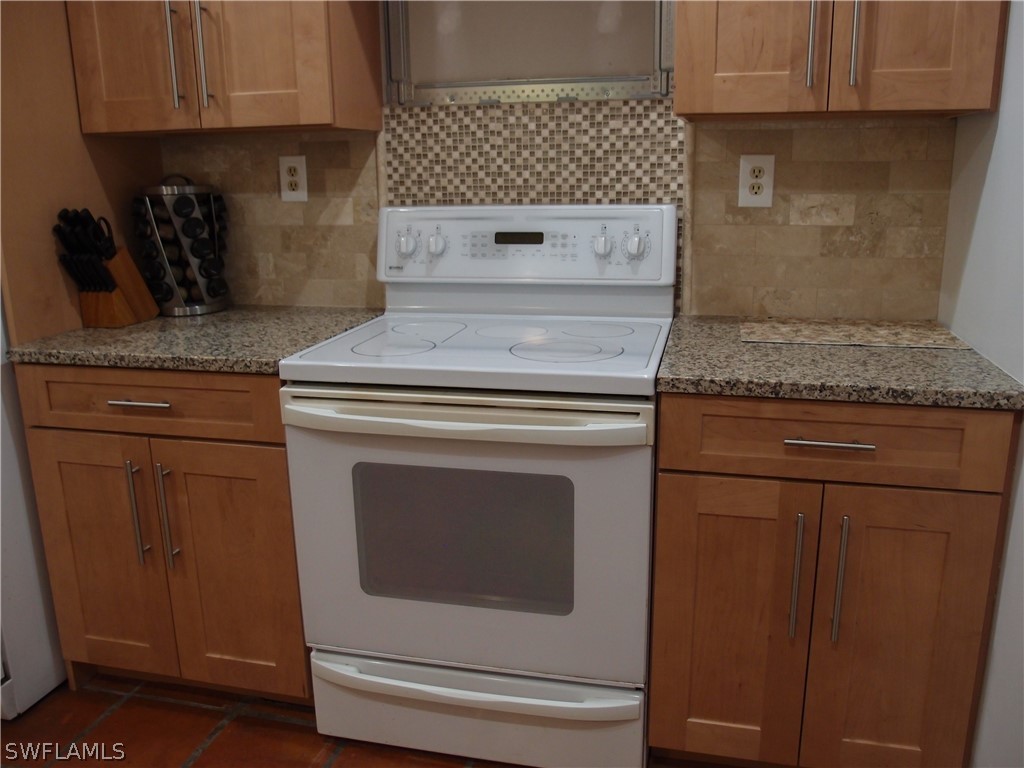 6070 Valeria Road Bokeelia, FL 33922 - Photo 12 of 34 Gallery Image 12