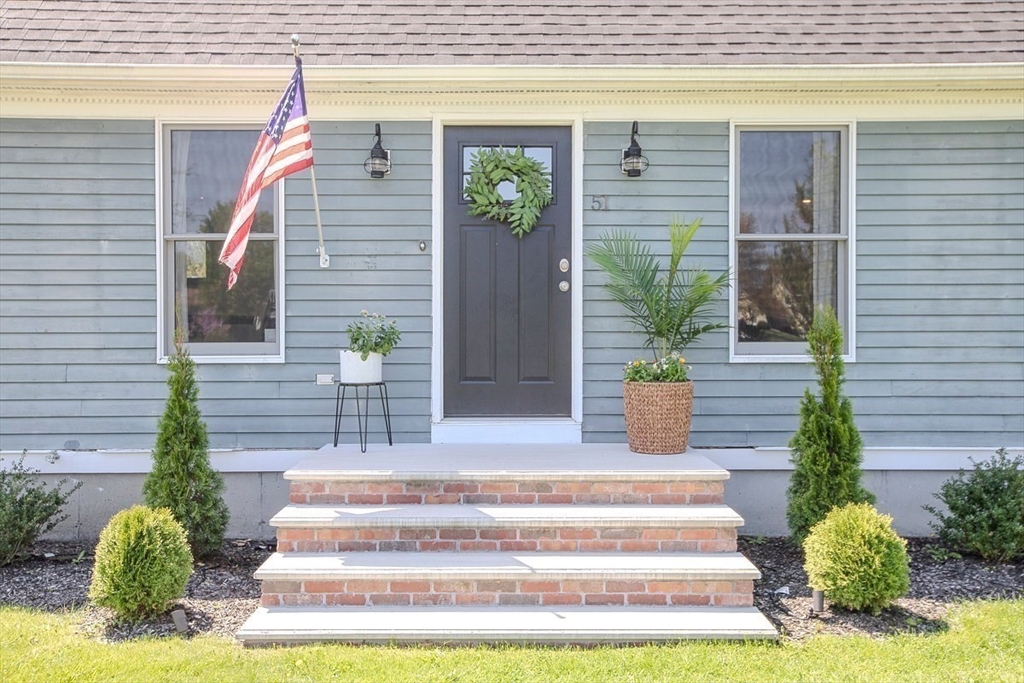 51 Forge Road Somerset, MA 02726 - Photo 3 of 30 Gallery Image 3