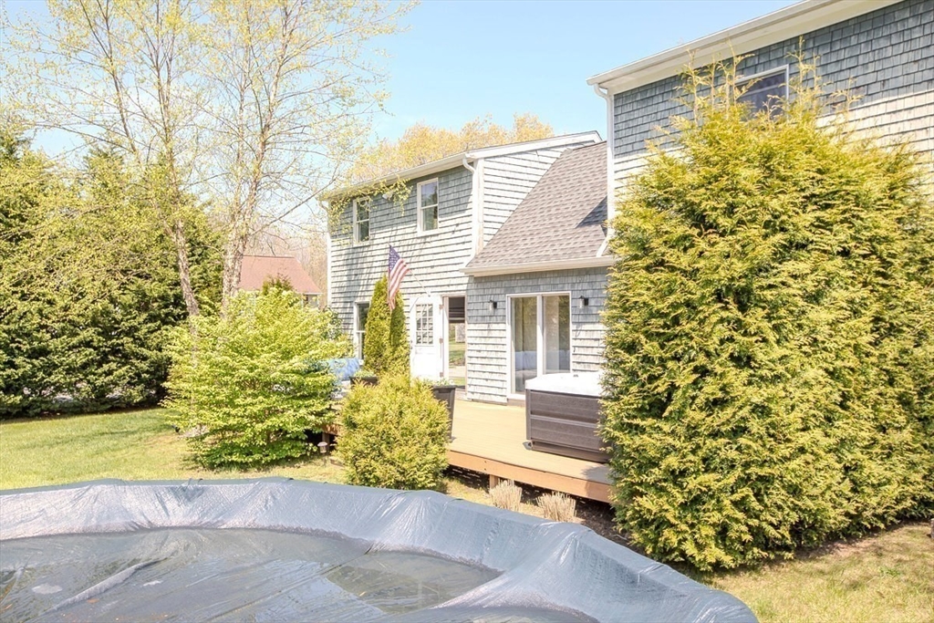 51 Forge Road Somerset, MA 02726 - Photo 4 of 30 Gallery Image 4