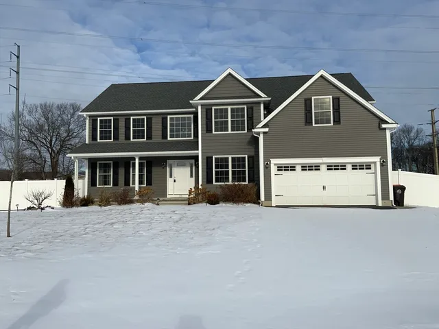 $725,000 | 25 Damato Way, Agawam, MA 01001