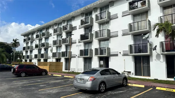 $1,375 | 16450 Northwest 2nd Avenue, Miami, FL 33169