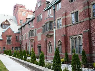 $2,295 | 207 Chateau Rive, Unit 207, Peekskill, NY 10566