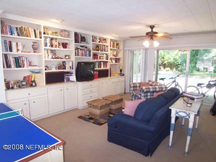 4144 Churchwell Road Jacksonville, FL 32210 - Photo 14 of 16 Family room