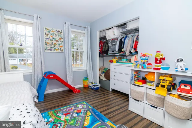 $925,000 | 2323 Rosedown Drive, Reston, VA 20191