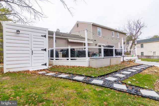 $925,000 | 2323 Rosedown Drive, Reston, VA 20191