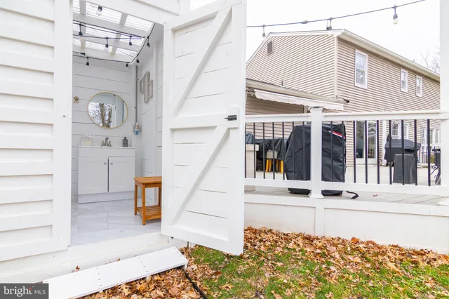 $925,000 | 2323 Rosedown Drive, Reston, VA 20191