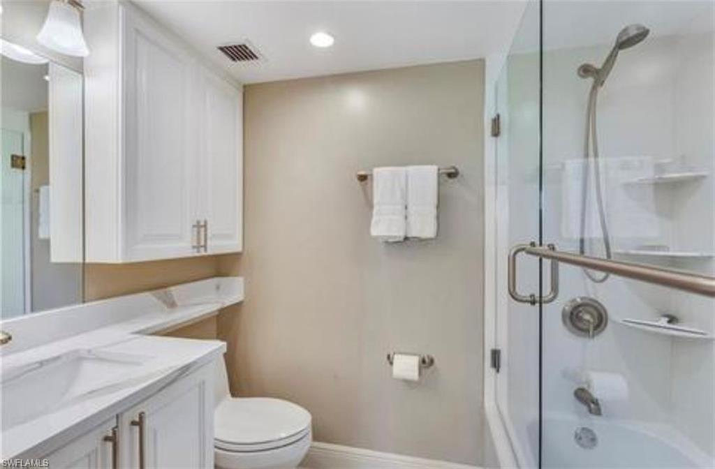 57 High Point Circle West, Unit 101 Naples, FL 34103 - Photo 9 of 22