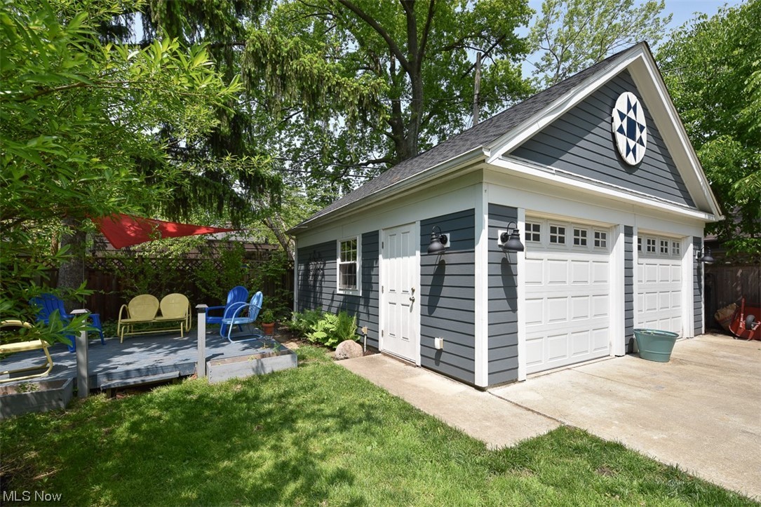 2985 Scarborough Road Cleveland, OH 44118 - Photo 10 of 28 Gallery Image 10
