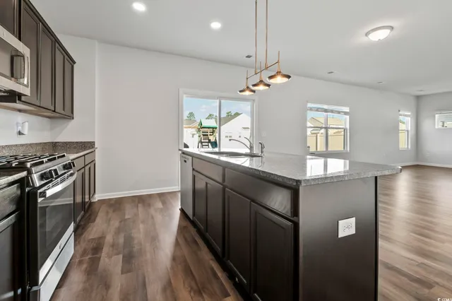 $405,000 | 733 Lambeth Lane, Conway, SC 29526