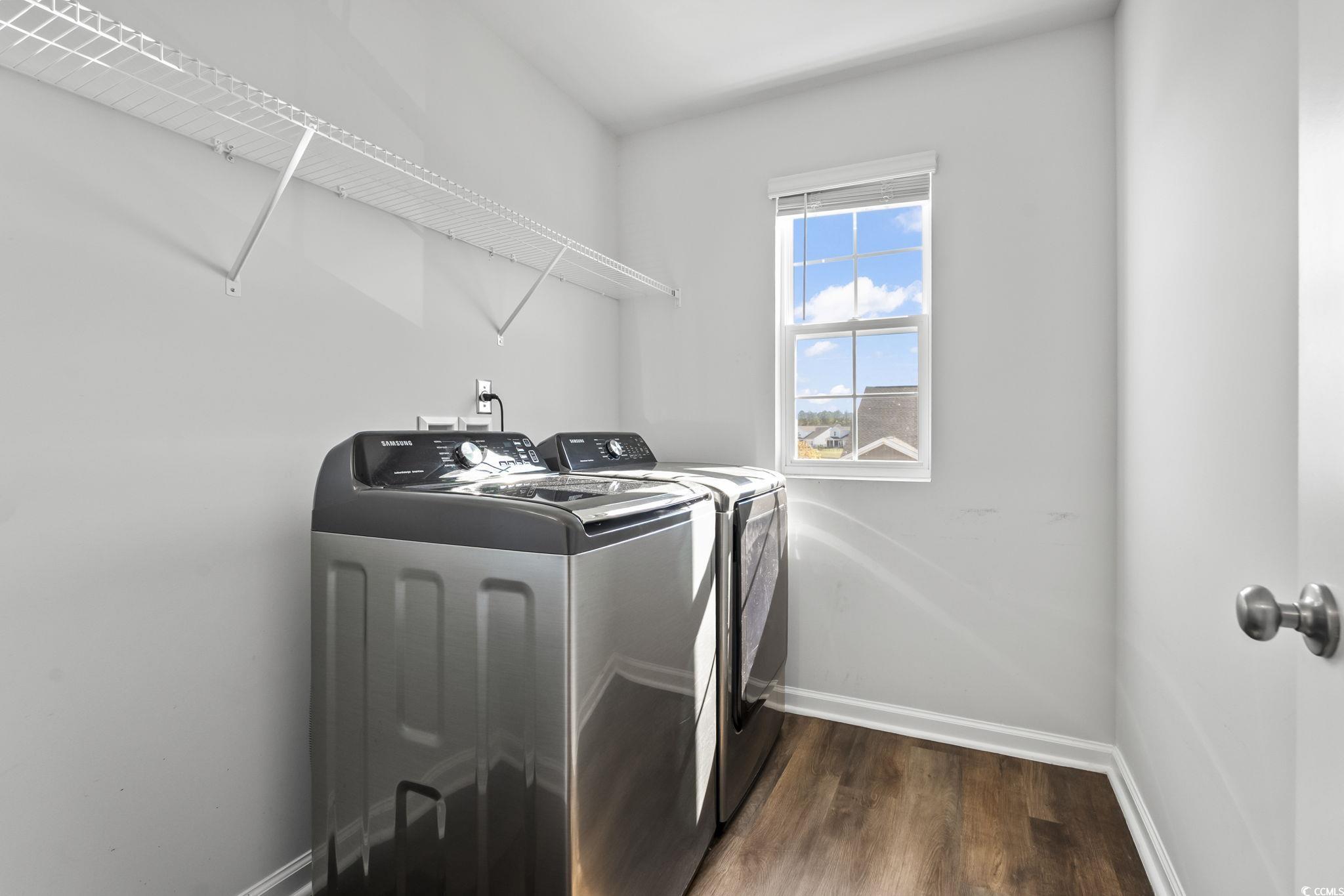 733 Lambeth Lane Conway, SC 29526 - Photo 21 of 40 Laundry room with dark wood-type flooring and independent washer and dryer
